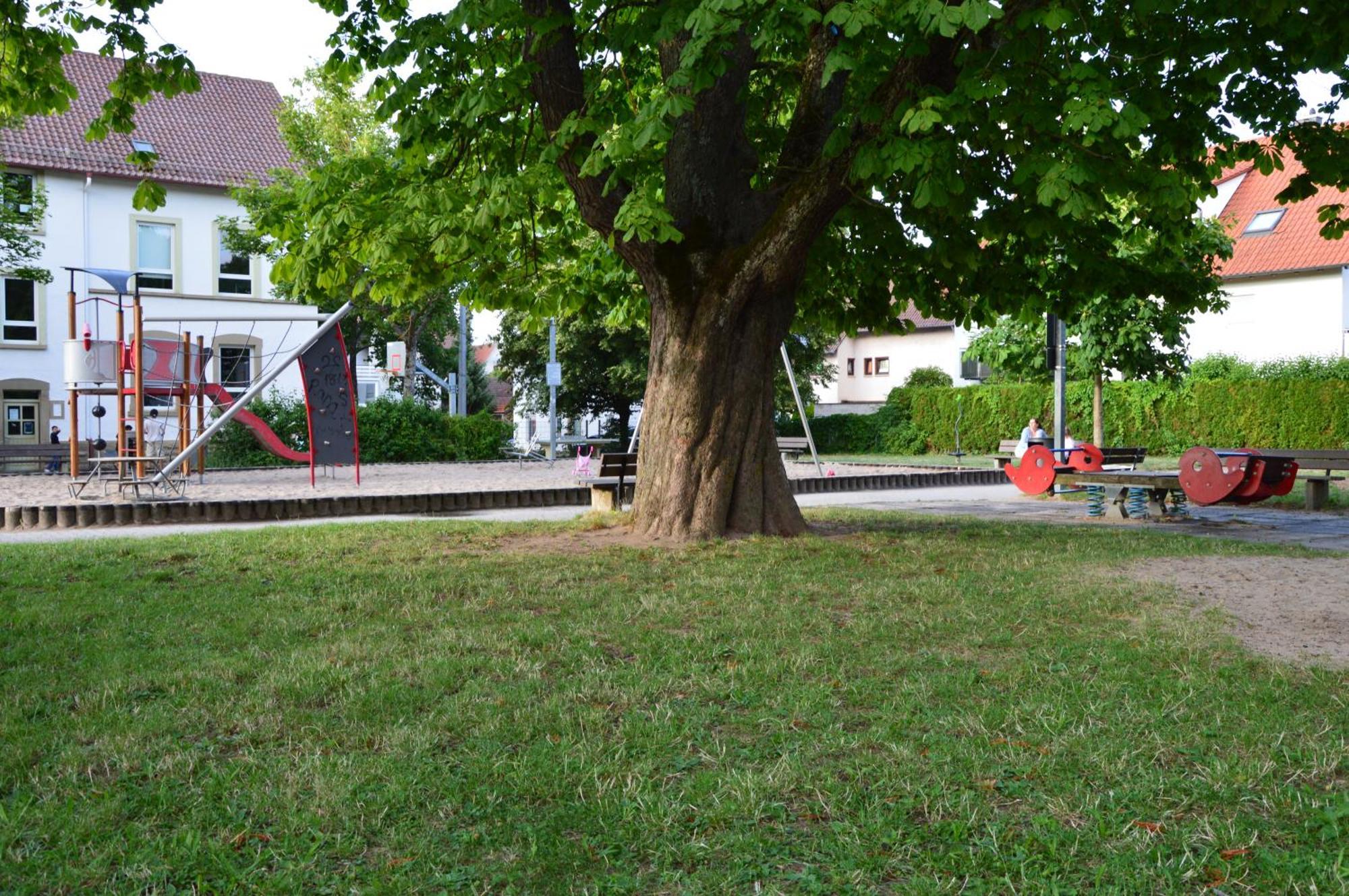 Lamiacasa Family-business-near Bosch-train Station * Renningen